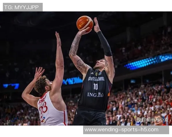 布克表现平平23投8中仅得22分6篮板5助攻1抢断球队效率受影响